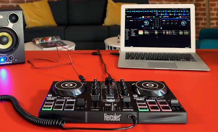 Controladora Hercules DJControl Inpulse 200