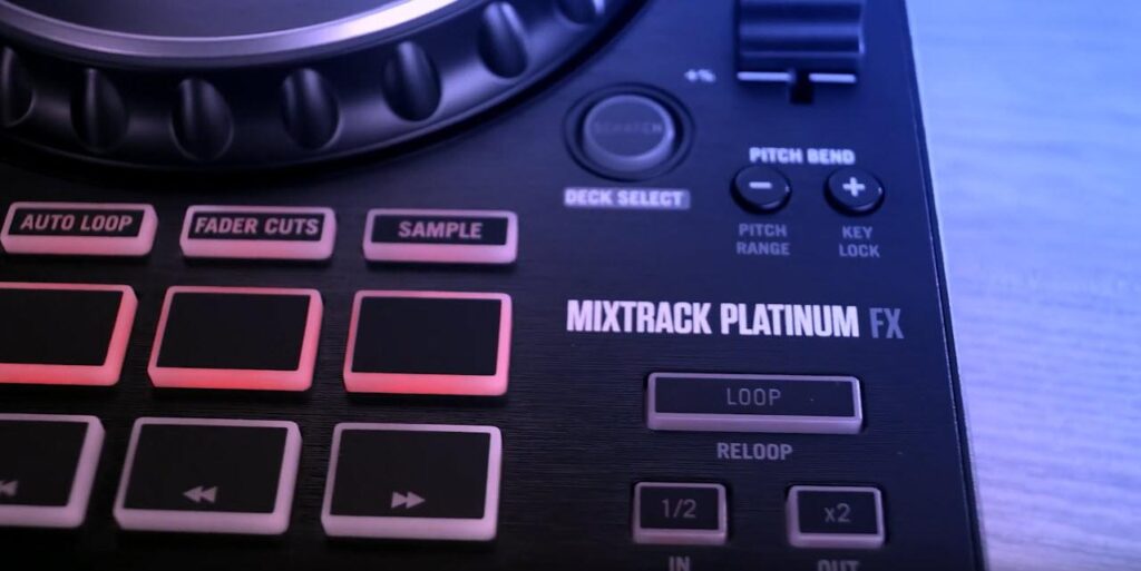 Controladora DJ Numark Mixtrack Platinum FX